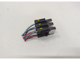 Блок предохранителей Chevrolet Tahoe 2006-2014