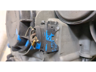 Фара передняя Mercedes C W203 2000-2008 правая