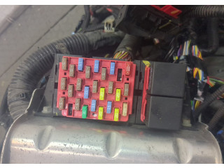 Блок предохранителей Tesla Model S