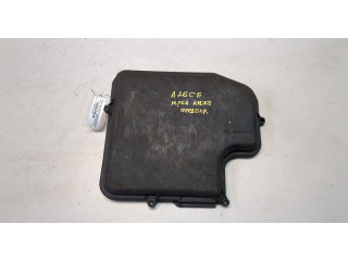 Крышка блока предохранителей  Audi A6 (C5) 1997-2004         