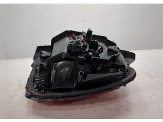 Задний фонарь