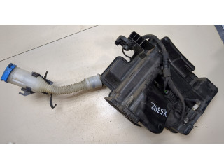 Бачок омывателя Skoda Rapid