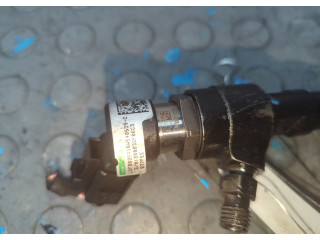 Форсунка топливная  Volkswagen Caddy 2004-2015         