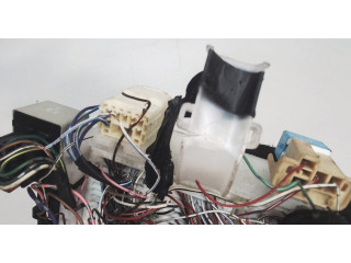 Блок реле  Toyota Sienna 2 2003-2010           3.3