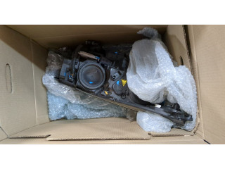 Фара передняя  Ford Kuga 2016-2019 левая 