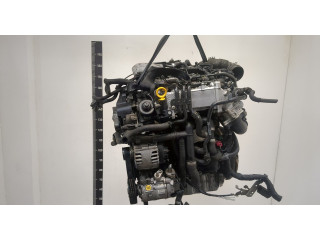 Форсунка топливная  Skoda SuperB 2015-    04L130277AC     