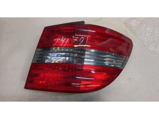 Задний фонарь          