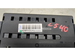 Блок предохранителей  Volvo XC90 2002-2014      9441775   