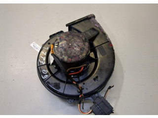 Моторчик печки  Skoda Fabia 2007-2010 6Q2819015J     6Q2819015J   