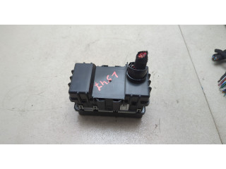 Блок предохранителей GMC Terrain 2017-2024 35048788