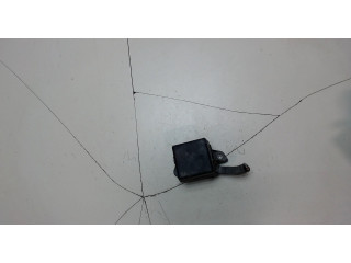 Блок реле  Toyota Sequoia 2008-      826640C010, 826690C020    5.7