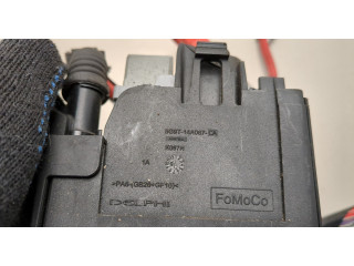 Блок предохранителей Volvo V70 2001-2008