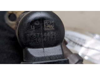 Форсунка топливная  Volvo S40 2004-    9657144580     