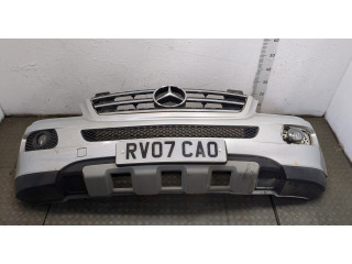 Решетка радиатора  Mercedes ML W164 2005-2011          A1648800685