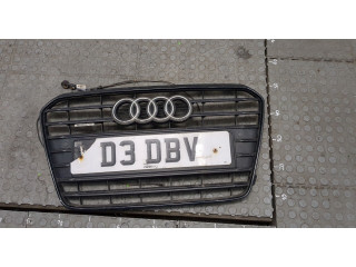 Решетка радиатора  Audi A5 (8T) 2011-2017          