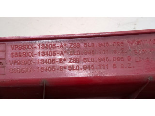 Задний фонарь     5L0945095, 5L0945111     