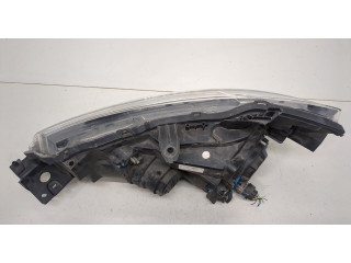 Фара передняя Mitsubishi Outlander 2012-2015 правая