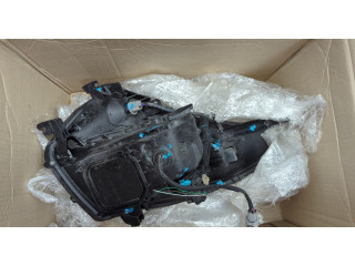 Фара передняя  Toyota iQ правая 