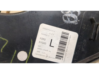 Задний фонарь          