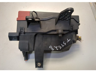 Блок предохранителей Jaguar XE 2015-2025