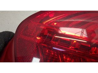 Задний фонарь          