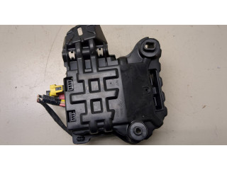 Блок предохранителей Peugeot 2008 2013-2016 9666232680 1.2