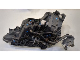 Фара передняя Lexus IS 2005-2013 правая