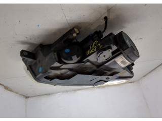 Фара передняя  Volkswagen Passat 6 2005-2010 левая 