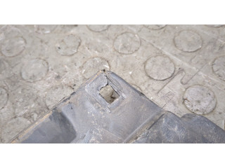 Решетка радиатора  Renault Trafic 2014-2021          1.6 