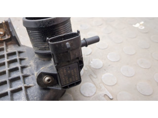 Интеркулер  Ford Escape 2012-2015       