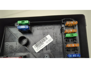 Блок предохранителей Skoda Octavia (A5) 2004-2013