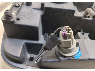 Фара передняя  Chevrolet Trailblazer 2001-2010 левая 