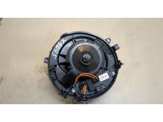 Моторчик печки  Audi Q3 2018-        