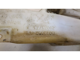 Бачок омывателя  Cadillac Escalade 2 2000-2006    