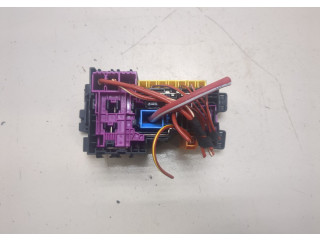 Блок предохранителей  Mercedes E W213      A2059067200   