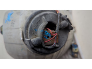 Фара передняя  Toyota Tundra 2000-2006 левая 