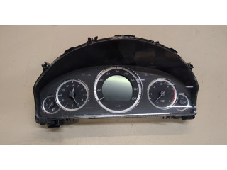 Панель приборов  Mercedes E W212 2009-2013       A2129002709, A2129001210     2.1  Дизель