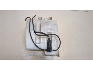 Бачок омывателя  Nissan Note E11 2006-2013    