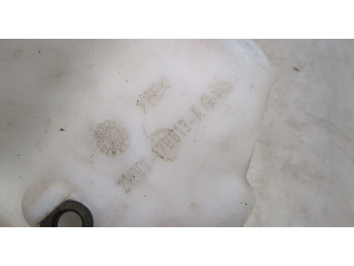 Бачок омывателя Jaguar XJ 2003–2008