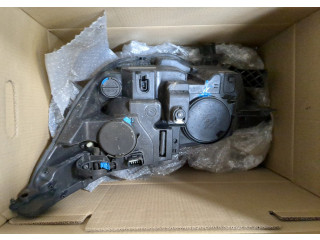 Фара передняя  Citroen C4 2010-2020 правая 