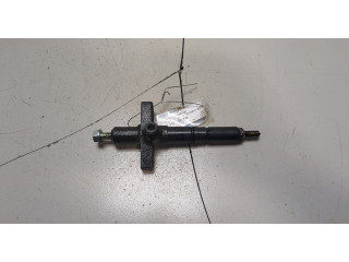 Форсунка топливная Mitsubishi Pajero / Montero 2000-2006 ME203961