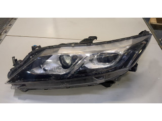 Фара передняя Mitsubishi Eclipse Cross 2017-2020 левая