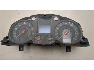 Панель приборов  Volkswagen Passat 6 2005-2010            