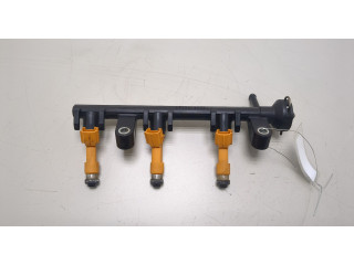 Форсунка топливная Daihatsu Sirion 2004-2015