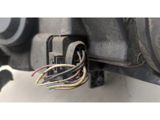 Фара передняя  Volkswagen Passat 6 2005-2010 правая 