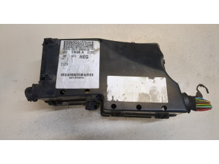 Блок предохранителей  Ford Focus 2 2005-2008      4M5T14K733HEG   