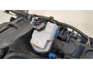 Фара передняя Lexus IS 2005-2013 правая