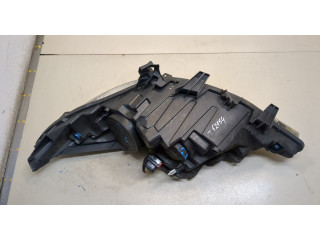 Фара передняя Peugeot 207 2006-2015 правая