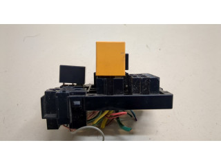 Блок реле Mitsubishi Eclipse Cross 2017-