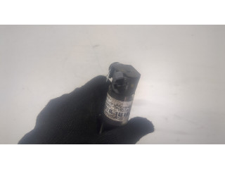 Форсунка топливная Mercedes C W204 2007-2013 EMBR00002D